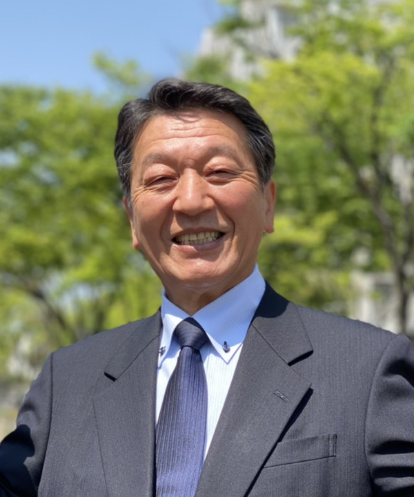 村井　啓益